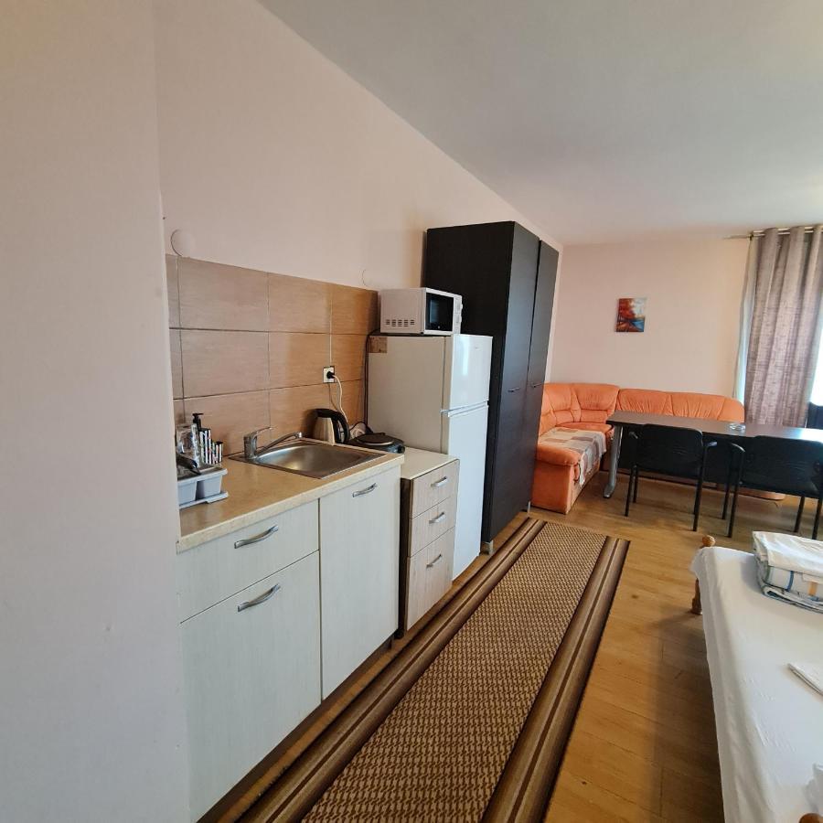 Елка Lejlighed Burgas City Eksteriør billede