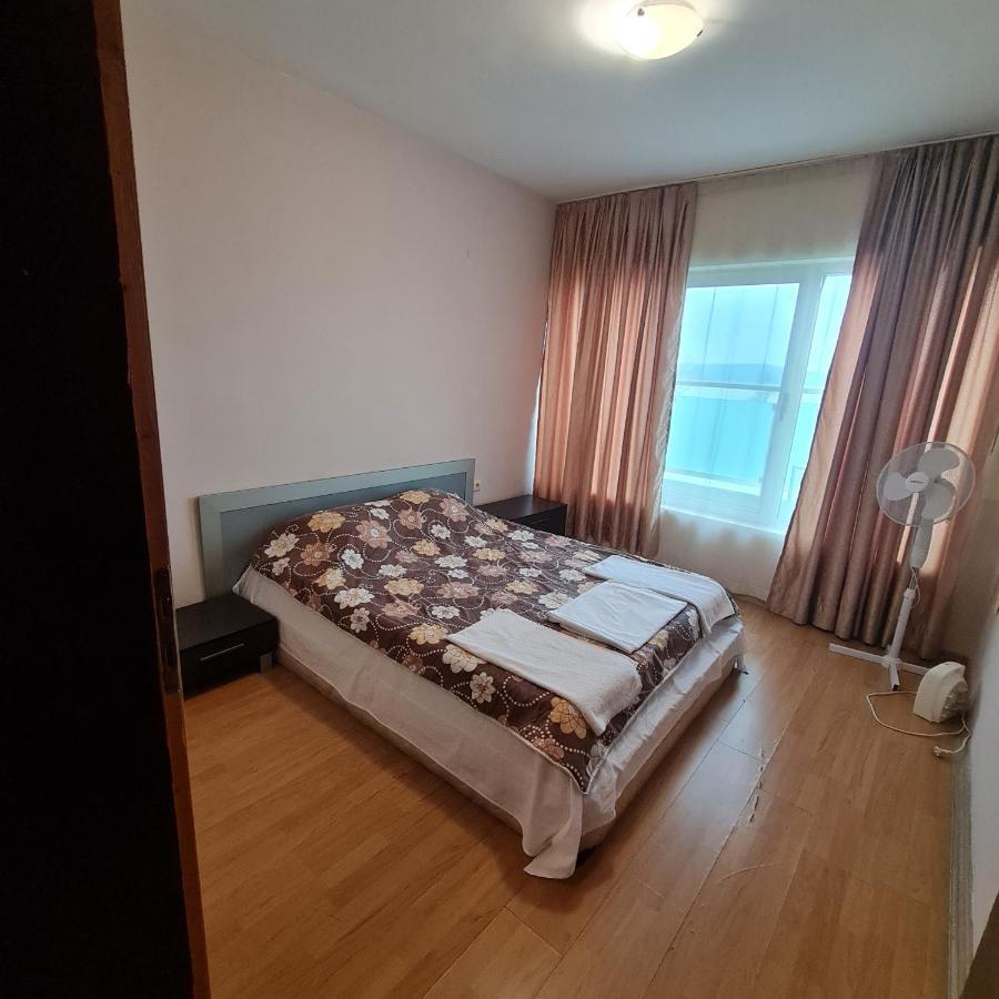 Елка Lejlighed Burgas City Eksteriør billede